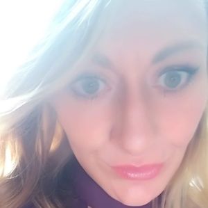 Meet your Posher, Lynsey